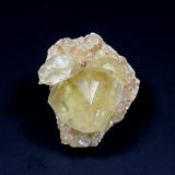 Calcite<br />York Building Supply Quarry (Delta Carbonate Quarry), York, York County, Pennsylvania, USA<br />58 mm x 51 mm x 37 mm<br /> (Author: Don Lum)