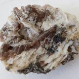 PyromorphiteBautenberg Mine, Wilden, Wilnsdorf, Siegen-Wittgenstein District, Arnsberg, Rhineland-Palatinate/Rheinland-Pfalz, Germany7 x 6 cm (Author: Andreas Gerstenberg)