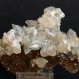 Calcita y Fluorita<br />Mina Moscona, El Llano, Solís, Corvera de Asturias, Comarca Avilés, Principado de Asturias (Asturias), España<br />10 x 7.5 cm<br /> (Autor: Pedro Antonio)