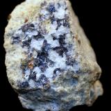 Galena, Pirita, Anglesita<br />Pedrera Berta, Turó de Can Domènech, Serra de Roques Blanques, Sant Cugat del Vallès-El Papiol, Comarca Vallès Occidental / Baix Llobregat, Barcelona, Cataluña / Catalunya, España<br />36 x 26 x 24 mm.<br /> (Autor: José Luis Zamora)