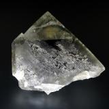 Fluorita<br />Mina Gloria Segunda, Llanos de Mirabuenos y Quinto Zorzalejo, Hornachuelos, Comarca Valle Medio del Guadalquivir, Córdoba, Andalucía, España<br />7 x 7 cm.<br /> (Autor: Antonio P. López)