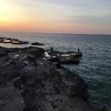 Fishermen at sunset, along the corniche. (Author: Fiebre Verde)