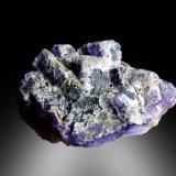 Fluorita<br />Cantera Mures, Las Pedrizas, Mures, Alcalá la Real, Comarca Sierra Sur, Jaén, Andalucía, España<br />8 x 5 cm.<br /> (Autor: Antonio P. López)