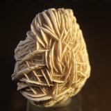 Gypsum<br />Samalayuca Desert, Municipio Ahumada, Chihuahua, Mexico<br />54mm x 56mm x 42mm<br /> (Author: franjungle)