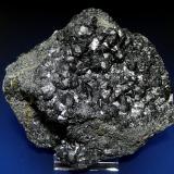 Magnetita<br />Mina La Herrería, Burguillos del Cerro, Comarca Zafra-Río Bodión, Badajoz, Extremadura, España<br />10 x 10 cm.<br /> (Autor: Antonio P. López)