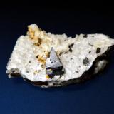 Anatasa en Cuarzo<br />Dyrfonni, Viveli, Eidfjord, Hardangervidda, Hordaland, Noruega<br />4 x 3 cm.<br /> (Autor: Antonio P. López)