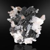 Hematites en Cuarzo<br />Mina Lechang, Lechang, Prefectura Shaoguan, Provincia Guangdong, China<br />9 x 8 cm.<br /> (Autor: Antonio P. López)