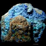 Azurita, Aurichalcita y Cerusita.<br />Mina Tajo de las Grajas, Arroyo de las Minas, Alhaurín el Grande, Comarca Valle del Guadalhorce, Málaga, Andalucía, España<br />38x34 mm.<br /> (Autor: Jesus Franquesa Baucells)