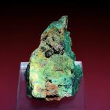 Vandenbrandeíta, Cuprosklodowskita y UranofanaMina Musonoi, Kolwezi, Distrito Kolwezi, Lualaba, Cinturón de cobre de Katanga, Katanga (Shaba), República Democrática del Congo (Zaire)6 x 5 cm. (Autor: Antonio P. López)