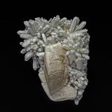 Quartz, Calcite<br />Bor Pit, Dalnegorsk B deposit, Dalnegorsk, Dalnegorsk Urban District, Primorsky Krai, Russia<br />9.2 x 6.5 cm<br /> (Author: am mizunaka)