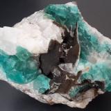Fluorite, Calcite<br />Goethe Quarry, Wallwitz, Petersberg, Saalekreis District, Saxony-Anhalt/Sachsen-Anhalt, Germany<br />9,5 x 8 cm<br /> (Author: Andreas Gerstenberg)