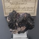 Ferberite<br />Sauberg Mine, Ehrenfriedersdorf, Erzgebirgskreis, Saxony/Sachsen, Germany<br />5,5 x 4,5 cm<br /> (Author: Andreas Gerstenberg)