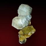Calcita y FluoritaMina Moscona, El Llano, Solís, Corvera de Asturias, Comarca Avilés, Principado de Asturias (Asturias), España7 x 3 cm. (Autor: Antonio P. López)