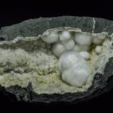 Okenite, Gyrolite, Quartz<br />Malad Quarry, Malad, Mumbai (Bombay), Mumbai District, Maharashtra, India<br />18.0 x 13.5 cm<br /> (Author: am mizunaka)