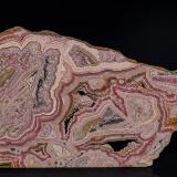 RhodochrositeCapillitas Mine, Andalgalá Department, Catamarca, Argentina13.8 x 9.5 cm (Author: am mizunaka)