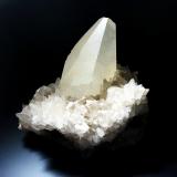 CalcitaMina Cucona, Zona Minera de Villabona, La Vega, La Vega (Villabona), Llanera, Comarca del Nora, Principado de Asturias (Asturias), España12 x 9 cm. (Autor: Antonio P. López)