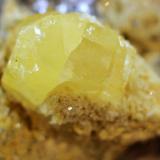 Anglesita<br />Touissit, Distrito Touissit, Provincia Jerada, Región Oriental, Marruecos<br />45 x 32 x 31 mm.<br /> (Autor: José Luis Zamora)