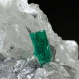 Beryl (variety emerald), Calcite, Dolomite, Quartz<br />La Pita mining district, Cunas Mine, Municipio Maripí, Western Emerald Belt, Boyacá Department, Colombia<br />42x24x23mm, xls=8mm<br /> (Author: Fiebre Verde)