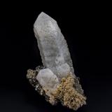 Quartz, Calcite<br />Los Remedios Mine, Taxco de Alarcón, Municipio Taxco, Guerrero, Mexico<br />10.3 x 9.0 cm<br /> (Author: am mizunaka)