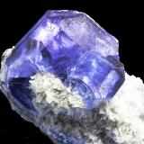 Fluorita<br />Yongchun, Prefectura Quanzhou, Provincia Fujian, China<br />cristal 35x32<br /> (Autor: Ramon A  Lopez Garcia)
