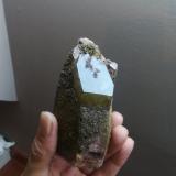 Cuarzo (variedad ahumado) con Epidota<br />Monte Xiabre, Vilagarcía de Arousa, Comarca O Salnés, Pontevedra, Galicia / Galiza, España<br />15x8cm aprox<br /> (Autor: ximocompany)