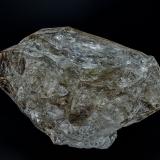 Quartz<br />Cap-Chat, La Haute-Gaspésie RCM, Gaspésie-Îles-de-la-Madeleine, Québec, Canada<br />10.2 x 6.9 cm<br /> (Author: am mizunaka)