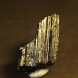 Schorl<br />Pegmatite vein system, Cardeñosa, Comarca de Ávila, Ávila, Castile and León, Spain<br />22mm x 37mm x 18mm<br /> (Author: franjungle)