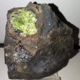 Olivino (Grupo)<br />Canet d´Adri, Comarca Gironès, Gerona / Girona, Cataluña / Catalunya, España<br />7x7 cm.<br /> (Autor: Adri Rodríguez)