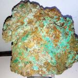 Aurichalcita, Malaquita<br />Mines de Can Montsant, Can Montsant (Massís del Montnegre), Hortsavinyà, Tordera, Comarca Maresme, Barcelona, Cataluña / Catalunya, España<br />11x9 cm.<br /> (Autor: Adri Rodríguez)