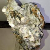 Aragonito<br />Pedrera Turó de Montcada, Montcada i Reixac, Comarca Vallès Occidental, Barcelona, Cataluña / Catalunya, España<br />9x5,5 cm.<br /> (Autor: Adri Rodríguez)