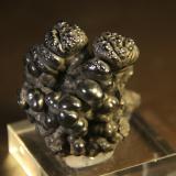 Goethite<br />Tadaout, vein 12, Taouz, Er Rachidia Province, Drâa-Tafilalet Region, Morocco<br />52mm x 67mm x 50mm<br /> (Author: franjungle)