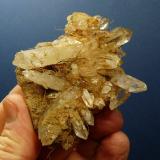 Quartz<br />Ceres, Warmbokkeveld Valley, Ceres, Valle Warmbokkeveld, Witzenberg, Cape Winelands, Western Cape Province, South Africa<br />Fingers for size<br /> (Author: Pierre Joubert)