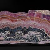 Rhodochrosite, TetrahedriteMina Inakuraishi, Furubira, Península Shakotan, Subprefectura Shiribeshi, Hokkaid&#333;, Japón15.3 x 6.4 x 1.3 cm (Author: am mizunaka)