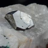 Carrollita en Calcita<br />Mina Kamoya South II, Kamoya, Distrito Kambove, Cinturón de cobre de Katanga, Katanga (Shaba), República Democrática del Congo (Zaire)<br />6 x 4 cm.<br /> (Autor: javier ruiz martin)