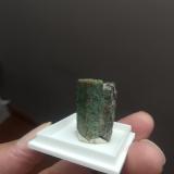Berilo (variedad esmeralda)<br />Yacimiento de Esmeraldas, A Franqueira, A Cañiza, Comarca Paradanta, Pontevedra, Galicia / Galiza, España<br />4x 2,5 cm aprox<br /> (Autor: ximocompany)
