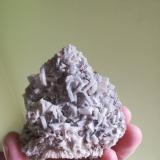 Fluorita y Barita<br />Mina Moscona, El Llano, Solís, Corvera de Asturias, Comarca Avilés, Principado de Asturias (Asturias), España<br />8x8 cm aprox<br /> (Autor: ximocompany)