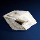 Calcita pseudo GlauberitaMina Camp Verde Salt, Camp Verde, Distrito Camp Verde, Condado Yavapai, Arizona, USA4 x 2,5 cm. (Autor: Antonio P. López)