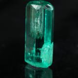 Beryl (variety emerald)<br />Chivor mining district, El Oriente Mine, Municipio Chivor, Eastern Emerald Belt, Boyacá Department, Colombia<br />xl=5x11mm<br /> (Author: Fiebre Verde)