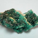 Dioptase<br />Tsumeb Mine, Tsumeb, Otjikoto Region, Namibia<br />58mm x 27mm x 45mm<br /> (Author: Heimo Hellwig)