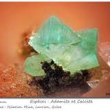 Adamite (variety cuprian)<br />Hilarion Mine, Hilarion area, Kamariza Mines, Agios Konstantinos, Lavrion Mining District, Attikí (Attica) Prefecture, Greece<br />fov 2.2 mm<br /> (Author: ploum)