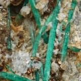 Beryl (variety emerald), Albite (variety cleavelandite), Pyrite<br />Chivor mining district, Municipio Chivor, Eastern Emerald Belt, Boyacá Department, Colombia<br />57x87x46mm, longest xl=44mm<br /> (Author: Fiebre Verde)