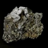 Galena<br />Zona minera Madan, Montes Rhodope, Smolyan Oblast, Bulgaria<br />6cm x 3,5cm x 6cm<br /> (Autor: srm13151)