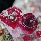 Roselite<br />Bou Azzer mining district, Drâa-Tafilalet Region, Morocco<br />FOV 10mm<br /> (Author: Carlos Pareja)