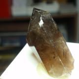 Cuarzo (variedad ahumado)<br />Pedrera Mas Sever, Massabè (Mas Ceber), Sils, Comarca La Selva, Gerona / Girona, Cataluña / Catalunya, España<br />20x30 mm<br /> (Autor: Ignacio)