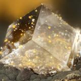 Paulingite-K<br />Rock Island Dam, Rock Island, Douglas County, Washington, USA<br />FOV = 1.4 mm<br /> (Author: Doug)