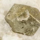 Pyrite<br />Bohemia District (Champion District), Lane County, Oregon, USA<br />FOV = 1.3 mm<br /> (Author: Doug)