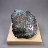 Valleriita<br />Mina Little Chief, Cinturón del Cobre Whitehorse, Distrito minero Whitehorse, Territorio Yukon, Canadá<br />7,6 x 6,7 x 1,9 cm.<br /> (Autor: J. G. Alcolea)