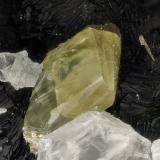 TitaniteZona Hansen Creek Crystal, arroyo Hansen, North Bend, Condado King, Washington, USAFOV = 2.8 mm (Author: Doug)
