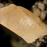 'Heulandite'Arroyo Big Tree, Yacolt, Condado Clark, Washington, USAFOV = 3.5 mm (Author: Doug)