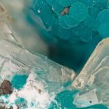 Hemimorphite, Rosasite<br />Hidden Treasure Mine, Ophir Hill area, Oquirrh Mountains, Ophir District, Tooele County, Utah, USA<br />FOV = 3.2 mm<br /> (Author: Doug)